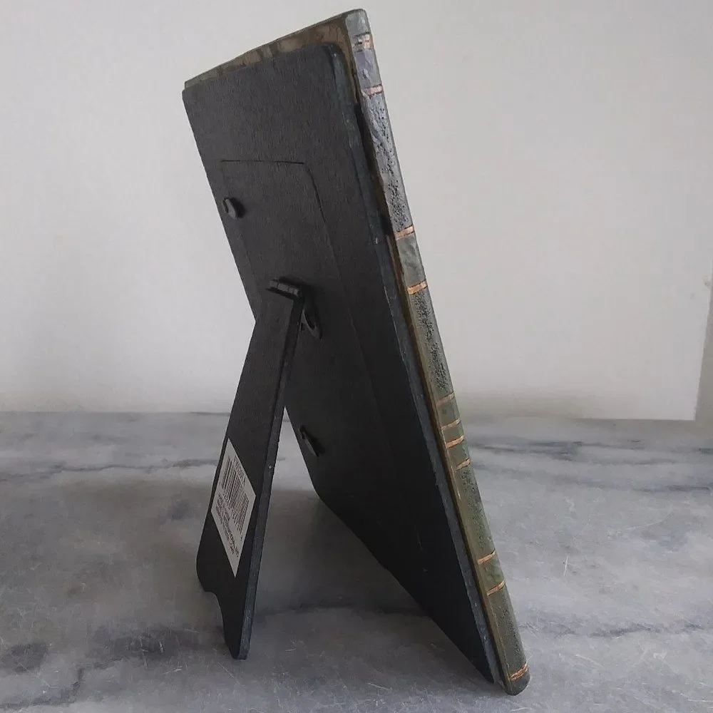 Book, Pipe and Pocket Watch Picture Frame, 3